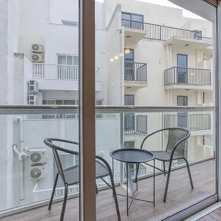 St Julians 303 Near And Paceville *